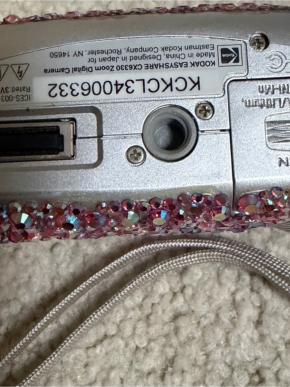 Kodak EasyShare CX6330 Pink Crystal Embellished Digital Camera - Picture 5 of 7